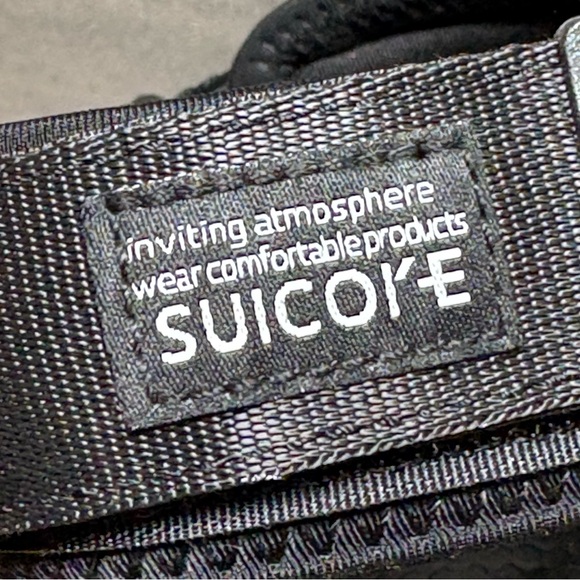 NEW Suicoke x Vibram Depa V2 Black Nylon Flat Sandals Womens Size 7 Strappy - Picture 7 of 8
